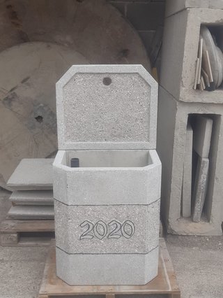 Betonwerk Sprenger Brunnen und Wassertröge aus Beton 3