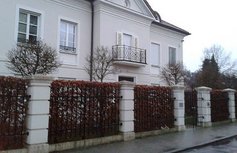Betonwerk Sprenger Zaunanlagen aus Beton 1