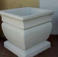 Betonwerk Sprenger Blumentopf aus Beton 1